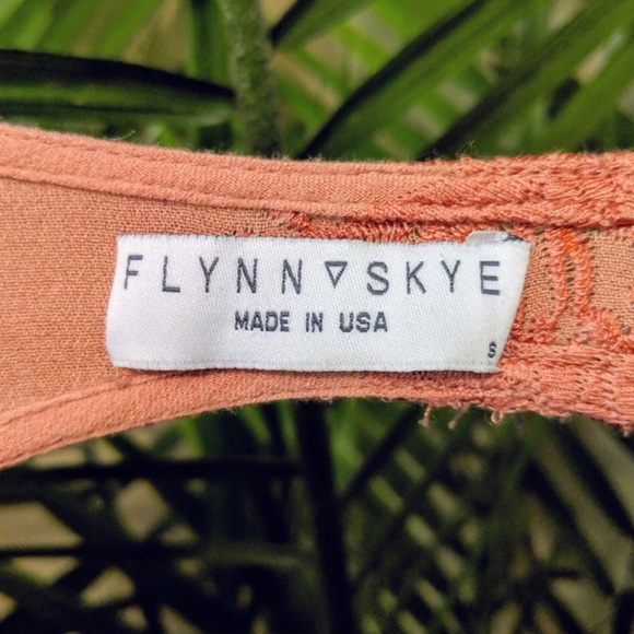 Dusty Rose Floral Dress - Flynn Skye - Picture 4 of 4